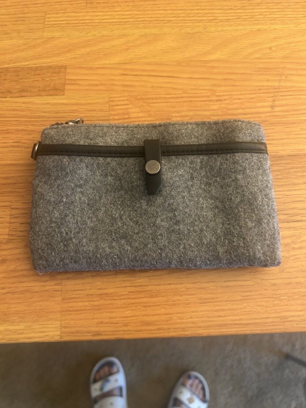 Sherpani Tai Wristlet Wallet Gray
